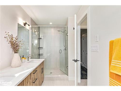 120 Sycamore Street, The Blue Mountains, ON - Indoor Photo Showing Bathroom