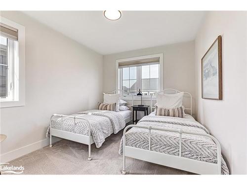 120 Sycamore Street, The Blue Mountains, ON - Indoor Photo Showing Bedroom