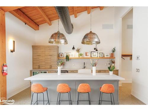 120 Sycamore Street, The Blue Mountains, ON - Indoor Photo Showing Kitchen