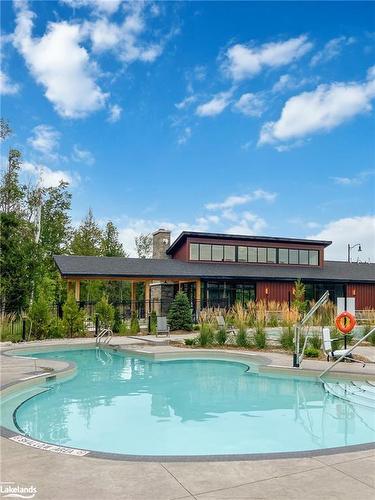 120 Sycamore Street, The Blue Mountains, ON - Outdoor With In Ground Pool