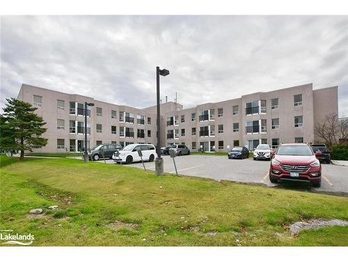 109-49 Raglan Street, Collingwood, ON - Outdoor With Facade