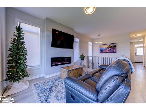 1 Bianca Crescent, Wasaga Beach, ON - Indoor Photo Showing Living Room With Fireplace