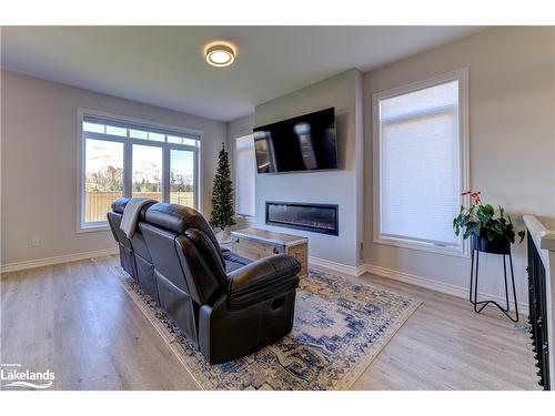 1 Bianca Crescent, Wasaga Beach, ON - Indoor Photo Showing Living Room With Fireplace