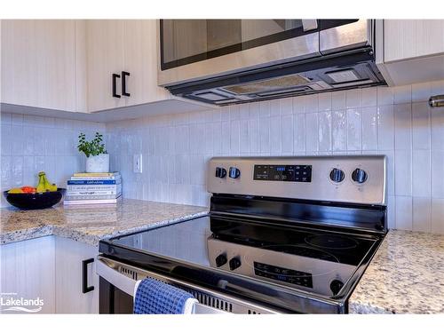 1 Bianca Crescent, Wasaga Beach, ON - Indoor Photo Showing Kitchen