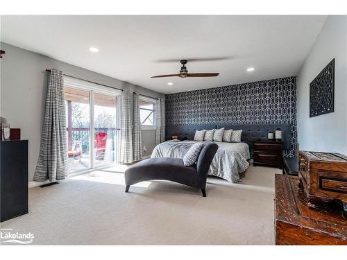 54 Asselin Drive, Tiny, ON - Indoor Photo Showing Bedroom