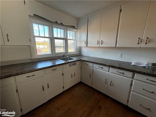 374 Sykes Street S, Meaford, ON - Indoor Photo Showing Kitchen