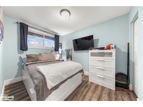 261 Castle Road, Midland, ON - Indoor Photo Showing Bedroom