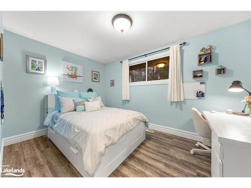 261 Castle Road, Midland, ON - Indoor Photo Showing Bedroom