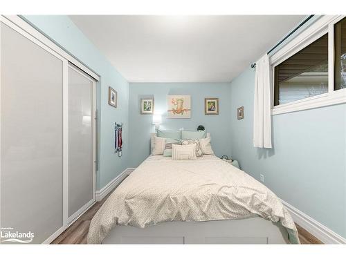 261 Castle Road, Midland, ON - Indoor Photo Showing Bedroom