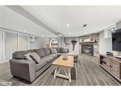 261 Castle Road, Midland, ON - Indoor Photo Showing Living Room With Fireplace