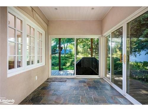 127 Wards Road, The Blue Mountains, ON - Indoor Photo Showing Other Room