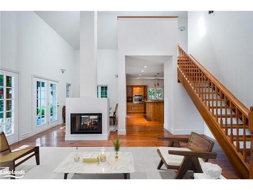 127 Wards Road, The Blue Mountains, ON - Indoor Photo Showing Living Room With Fireplace