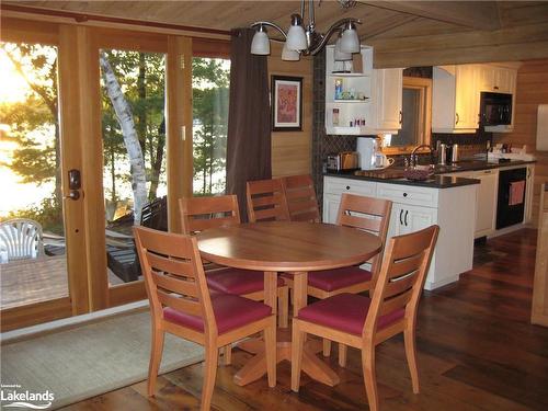 71 Earls Road, Mactier, ON - Indoor Photo Showing Dining Room