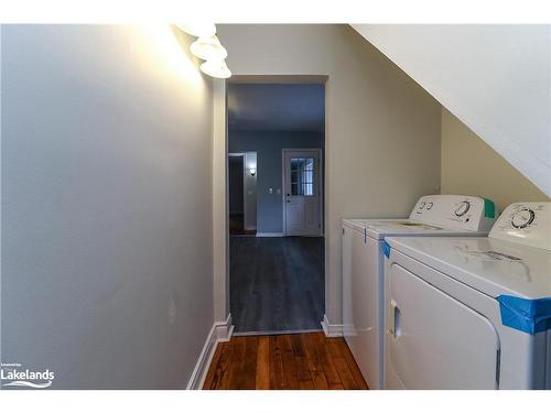 347 Midland Avenue, Midland, ON - Indoor Photo Showing Laundry Room