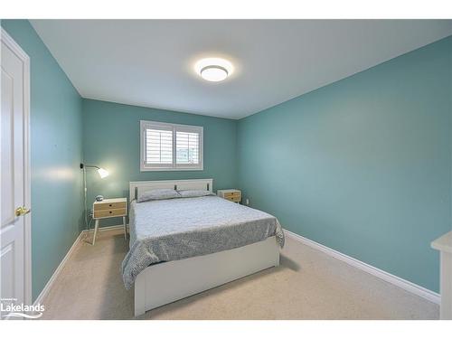 10 Regalia Way, Barrie, ON - Indoor Photo Showing Bedroom