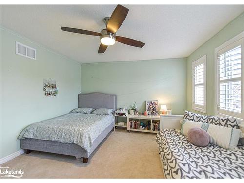 10 Regalia Way, Barrie, ON - Indoor Photo Showing Bedroom