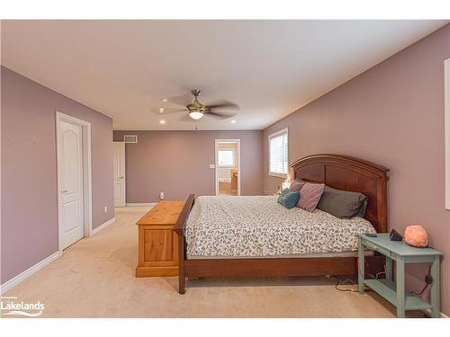 10 Regalia Way, Barrie, ON - Indoor Photo Showing Bedroom