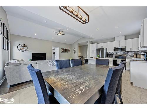 96 Bellisle Road, Penetanguishene, ON - Indoor Photo Showing Dining Room