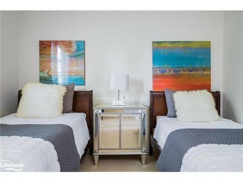 209733 Highway 26, The Blue Mountains, ON - Indoor Photo Showing Bedroom