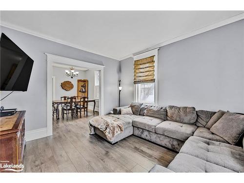 501 Talbot Street, Port Mcnicoll, ON - Indoor Photo Showing Living Room