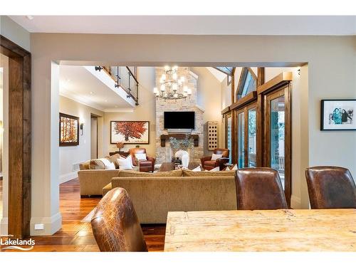 115 Ellis Drive, The Blue Mountains, ON - Indoor Photo Showing Dining Room