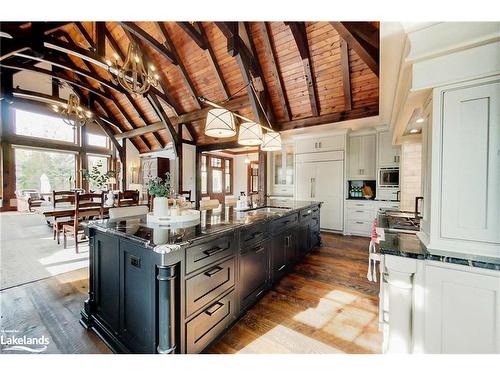 114 Innsbruck Lane, The Blue Mountains, ON - Indoor Photo Showing Kitchen