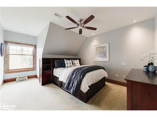 114 Innsbruck Lane, The Blue Mountains, ON - Indoor Photo Showing Bedroom