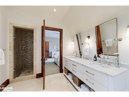 114 Innsbruck Lane, The Blue Mountains, ON - Indoor Photo Showing Bathroom