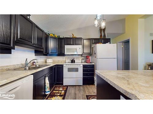 69 St James Place, Wasaga Beach, ON - Indoor Photo Showing Kitchen With Double Sink