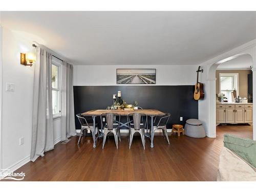 8 Meadow Street, Parry Sound, ON - Indoor Photo Showing Dining Room