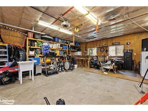 8 Meadow Street, Parry Sound, ON - Indoor Photo Showing Garage