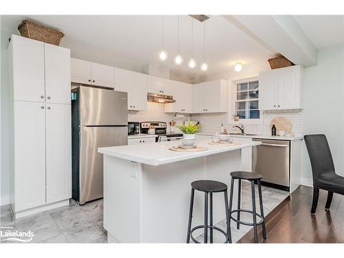 80 Fieldstream Chase, Bracebridge, ON - Indoor Photo Showing Kitchen With Stainless Steel Kitchen With Upgraded Kitchen