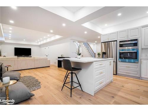 103 Springside Crescent, The Blue Mountains, ON - Indoor Photo Showing Kitchen With Upgraded Kitchen