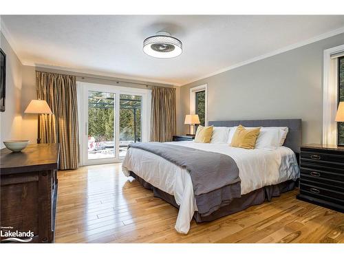 110 Scotts Court, The Blue Mountains, ON - Indoor Photo Showing Bedroom