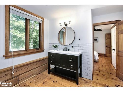 245596 22 Side Road, Meaford, ON - Indoor Photo Showing Bathroom