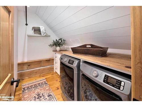 245596 22 Side Road, Meaford, ON - Indoor Photo Showing Laundry Room