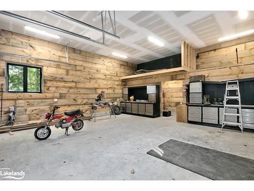 245596 22 Side Road, Meaford, ON - Indoor Photo Showing Garage