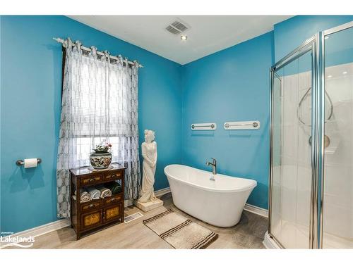 787 Fifth Avenue, Port Mcnicoll, ON - Indoor Photo Showing Bathroom