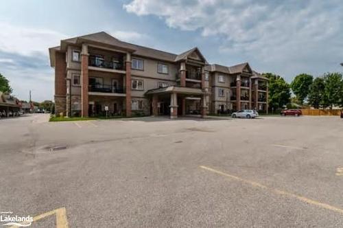 105-19A Yonge Street N, Elmvale, ON - Outdoor With Facade