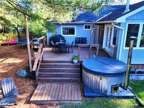 368 Highview Drive, Huntsville, ON - Outdoor With Deck Patio Veranda With Exterior