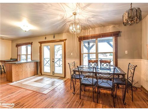 5135 Sideroad 25, Ramara, ON - Indoor Photo Showing Dining Room