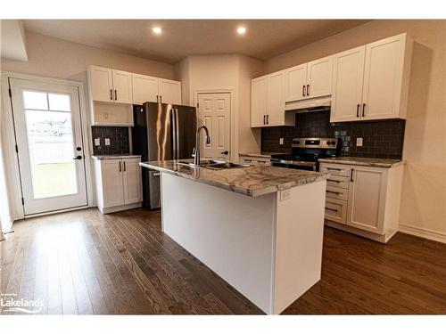 4 Mitchell Avenue, Collingwood, ON - Indoor Photo Showing Kitchen With Double Sink