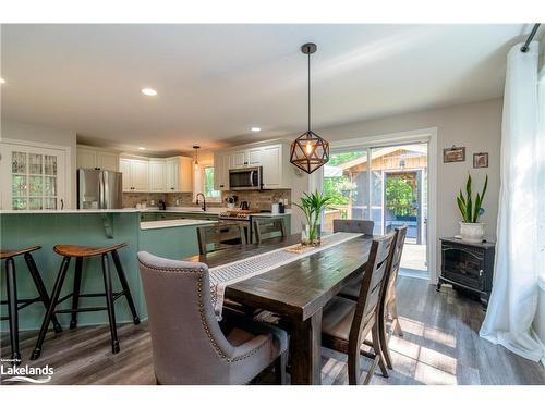 338 Williamsport Road, Huntsville, ON - Indoor Photo Showing Dining Room