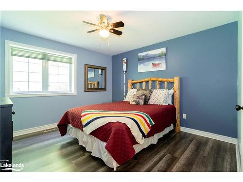 338 Williamsport Road, Huntsville, ON - Indoor Photo Showing Bedroom