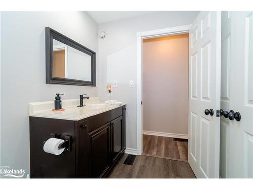 338 Williamsport Road, Huntsville, ON - Indoor Photo Showing Bathroom