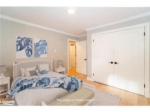 1155 Manitoba Street, Bracebridge, ON - Indoor Photo Showing Bedroom