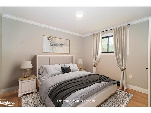 1155 Manitoba Street, Bracebridge, ON - Indoor Photo Showing Bedroom