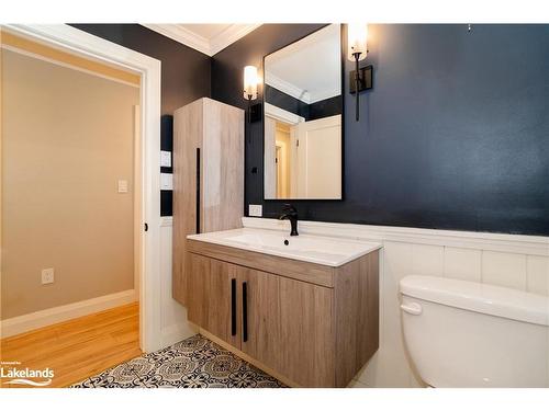 1155 Manitoba Street, Bracebridge, ON - Indoor Photo Showing Bathroom