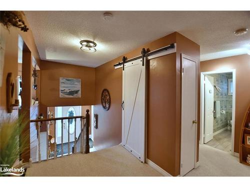 97 Glen Eton Road, Wasaga Beach, ON - Indoor Photo Showing Other Room