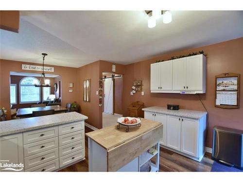 97 Glen Eton Road, Wasaga Beach, ON - Indoor Photo Showing Kitchen